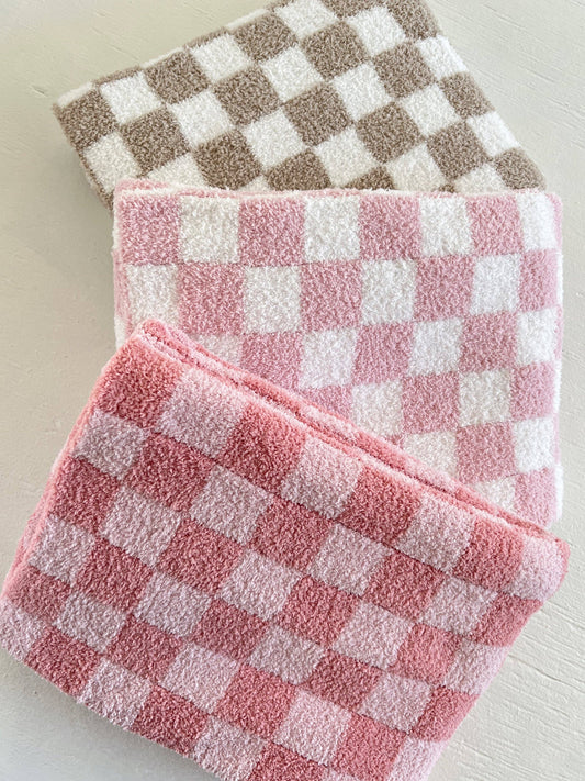 Phufy® Bliss Rose Checkerboard Blanket