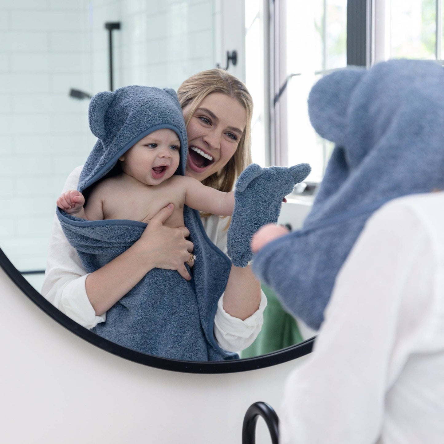 Hooded Towel/Wash Mitt Set Rain
