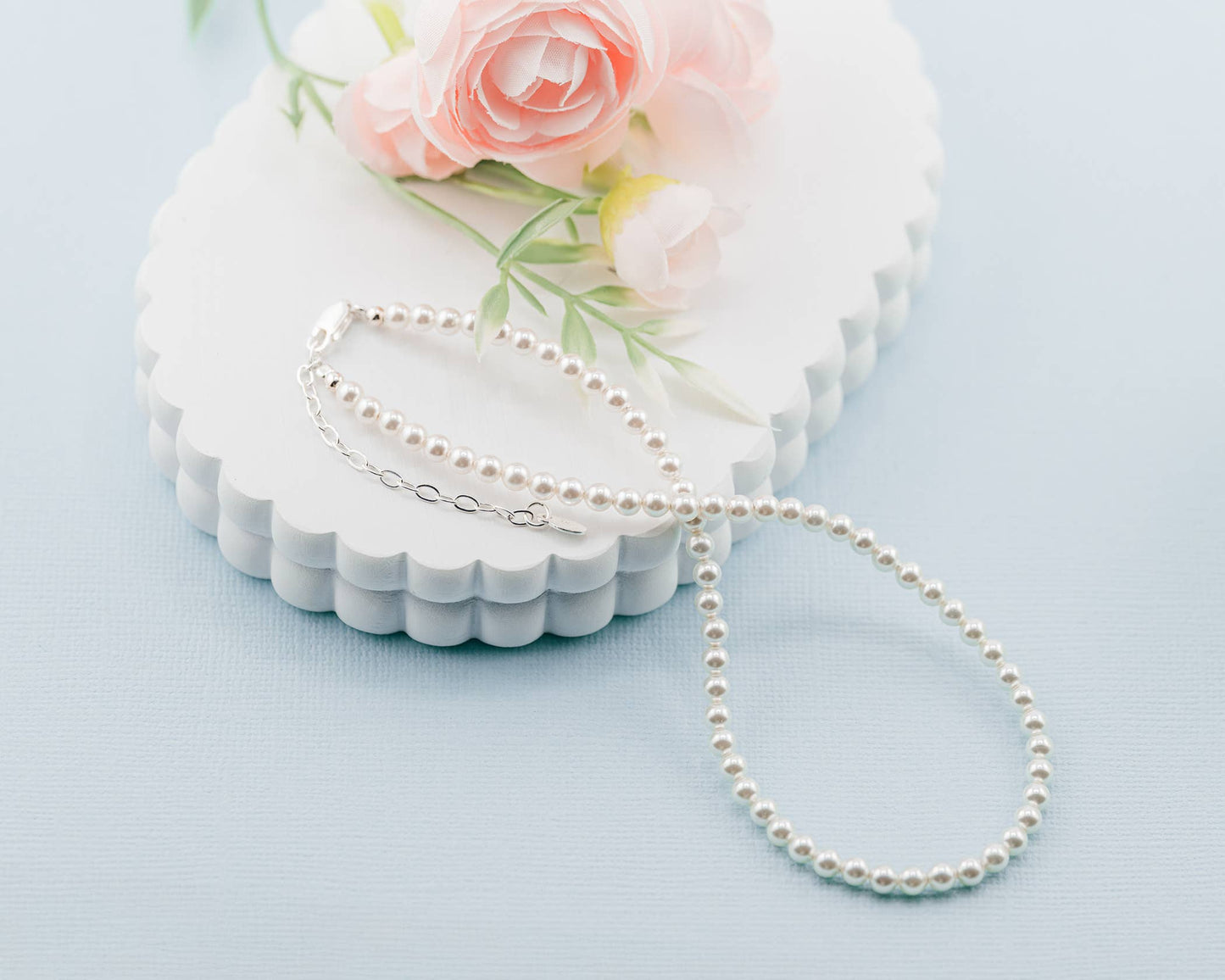 Strand of Pearls Necklace
