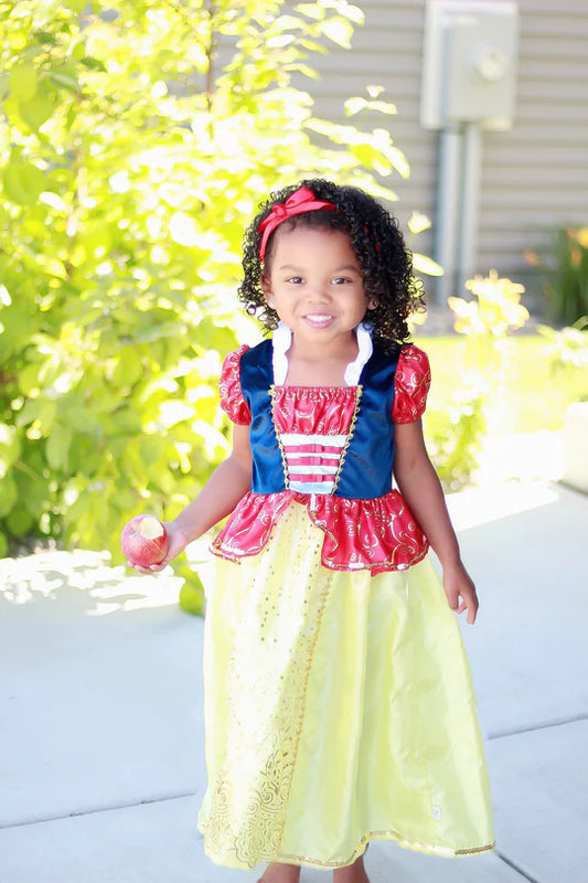 Snow White Dress Up