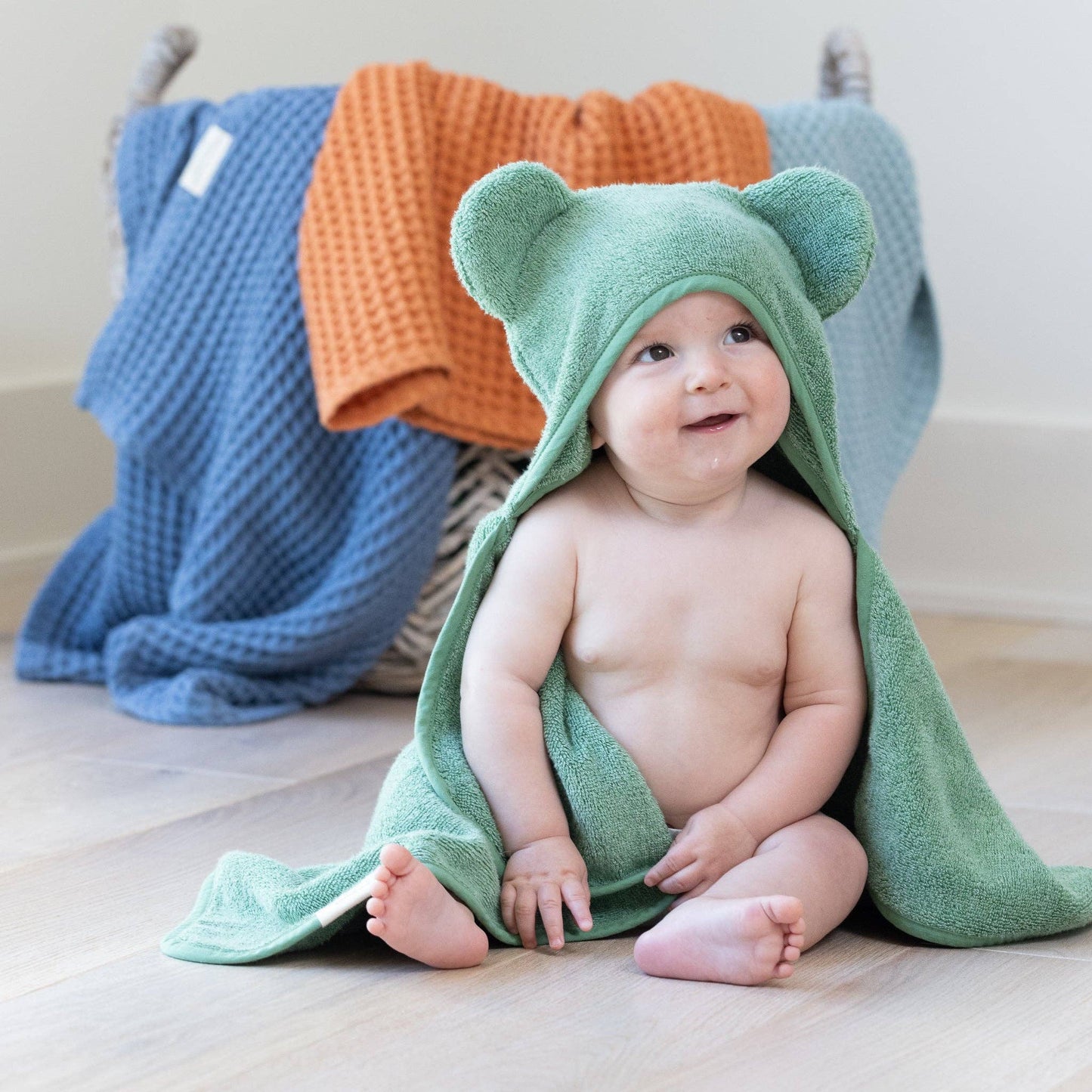 Hooded Towel/Wash Mitt Set Green