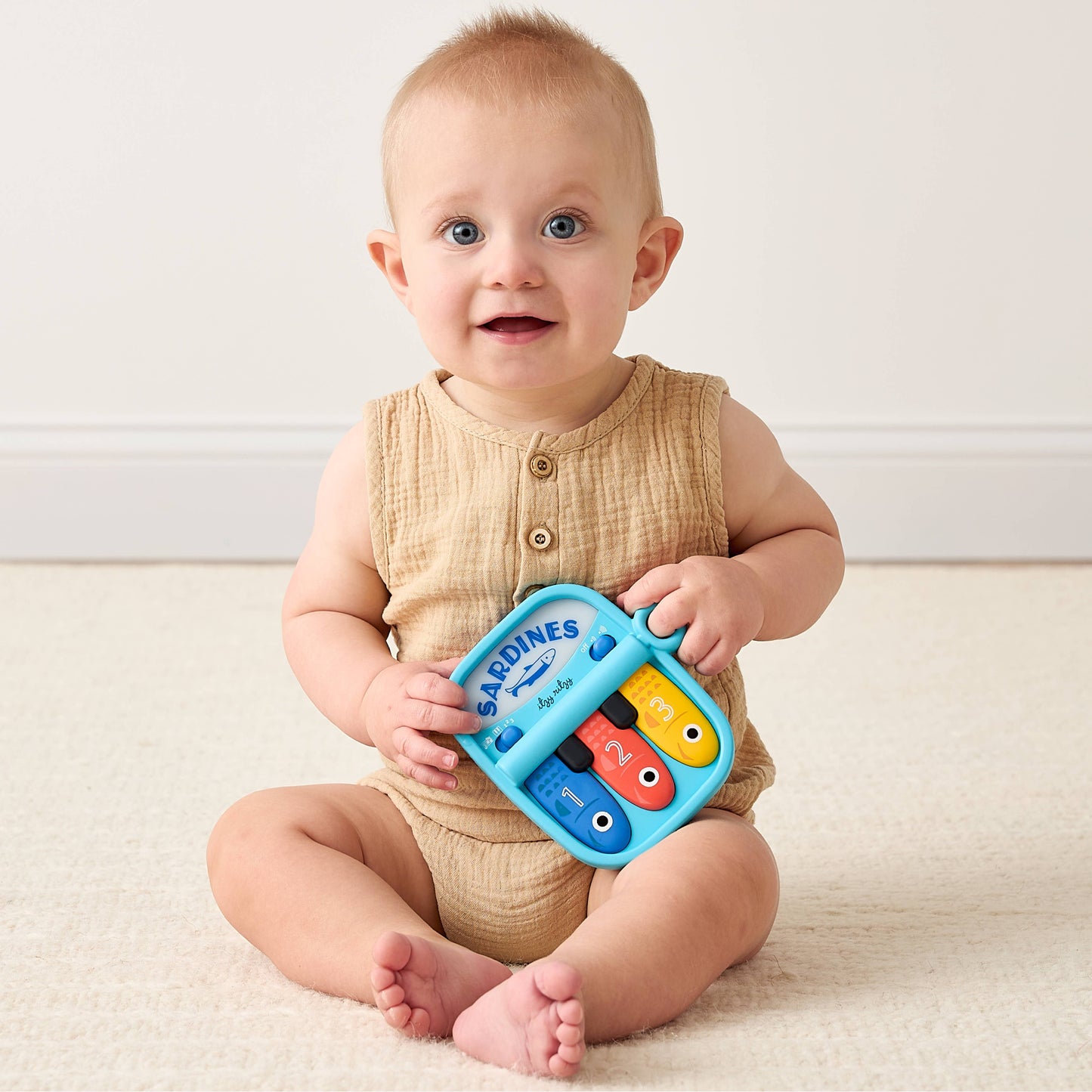 Bitzy Tunes™ Sardines Light-up  Toy