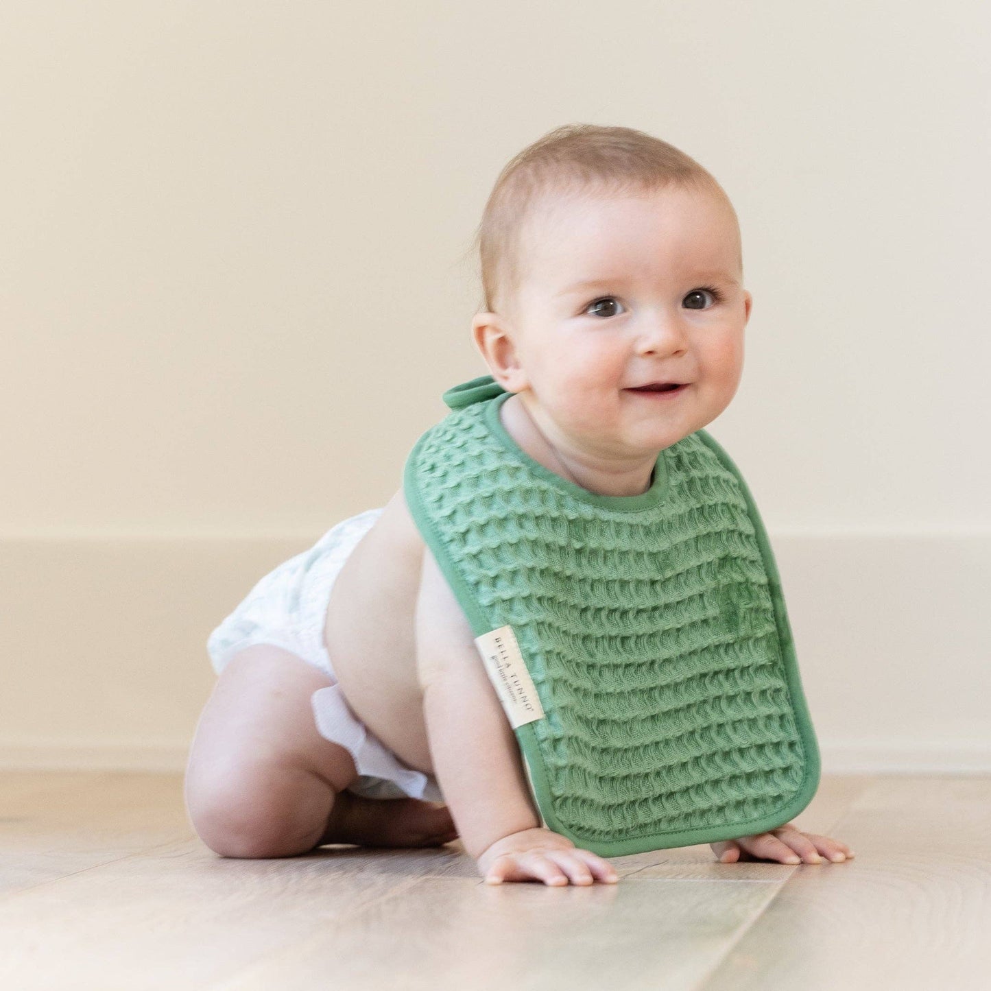 Reversible Bib/Burp Set Green