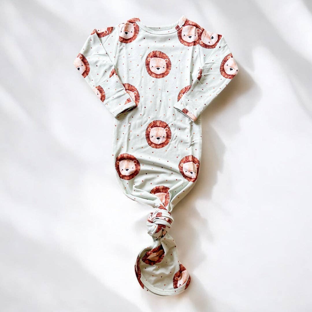 Little Lion Bamboo Gown & Hat Set