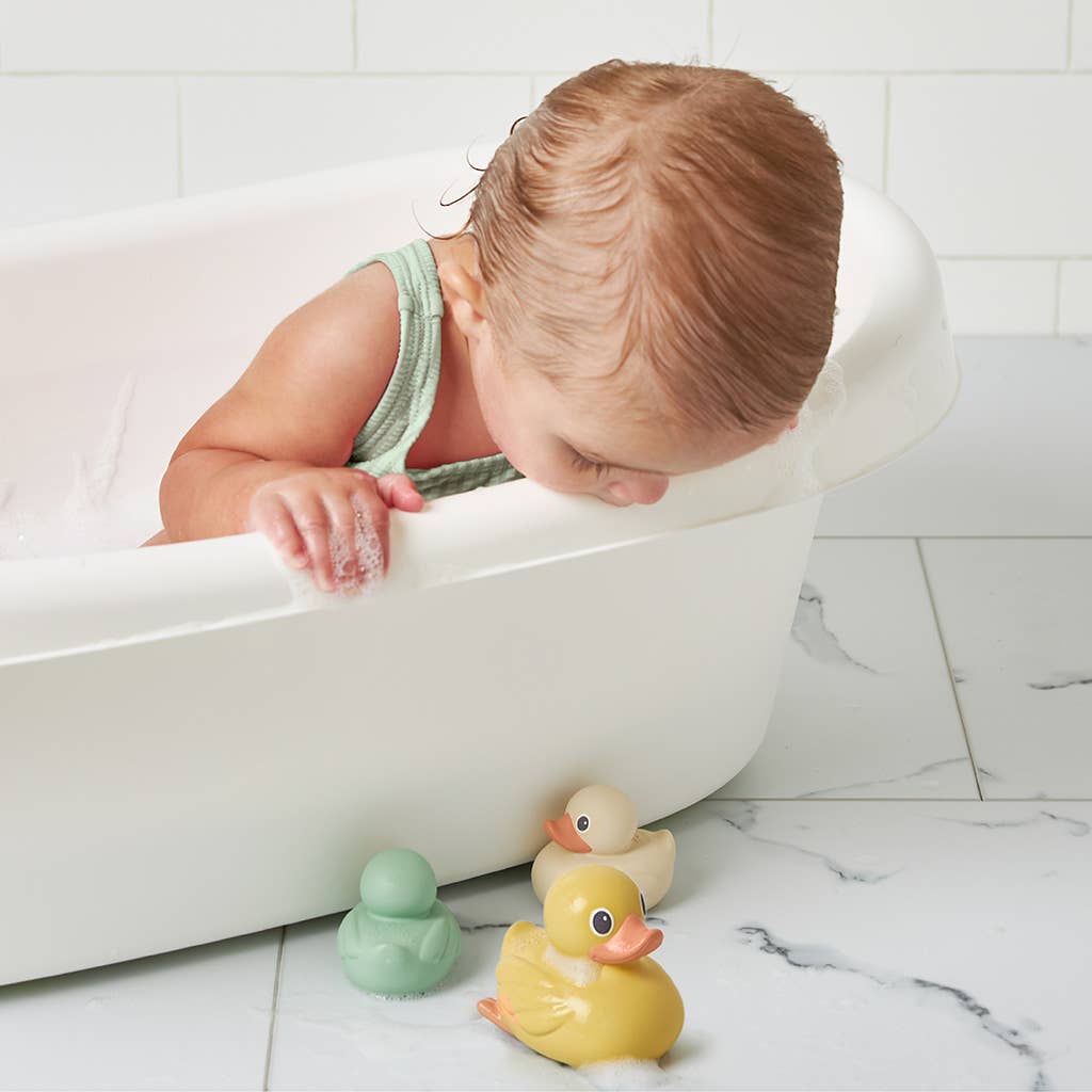 Itzy Ducky Family Water Toys