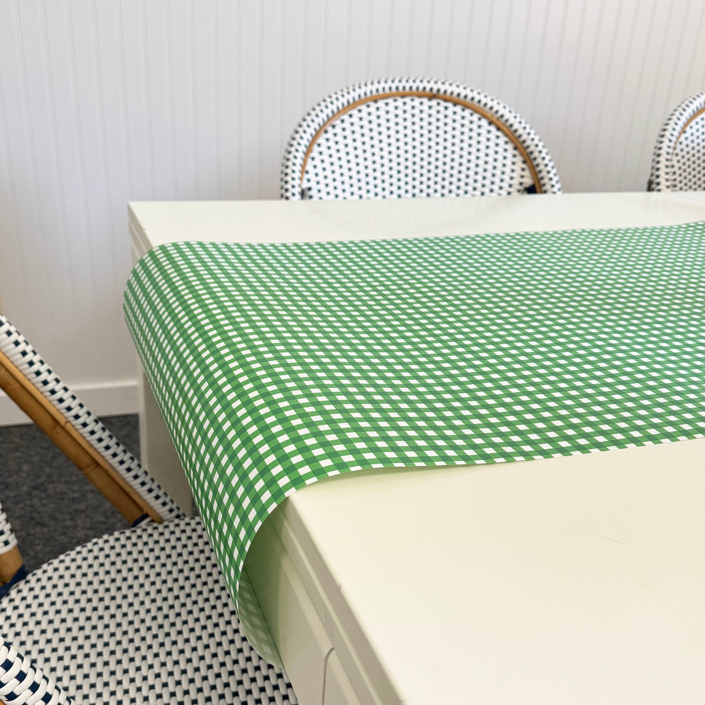 Paper Table Runner Green Check