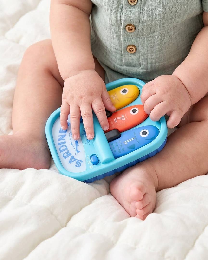 Bitzy Tunes™ Sardines Light-up  Toy