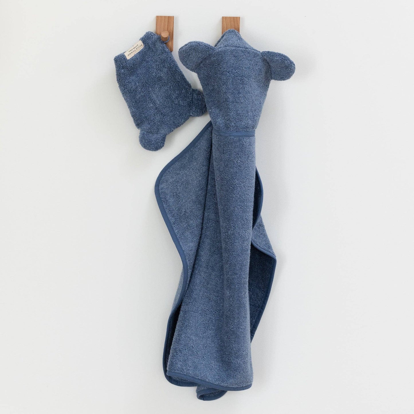 Hooded Towel/Wash Mitt Set Rain