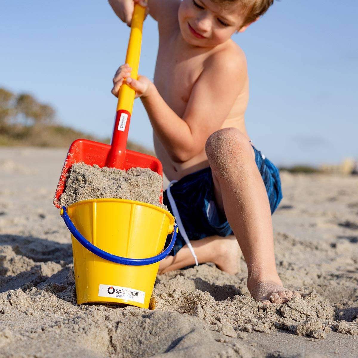 Sand/Snow Pail Heavy-Duty Bucket