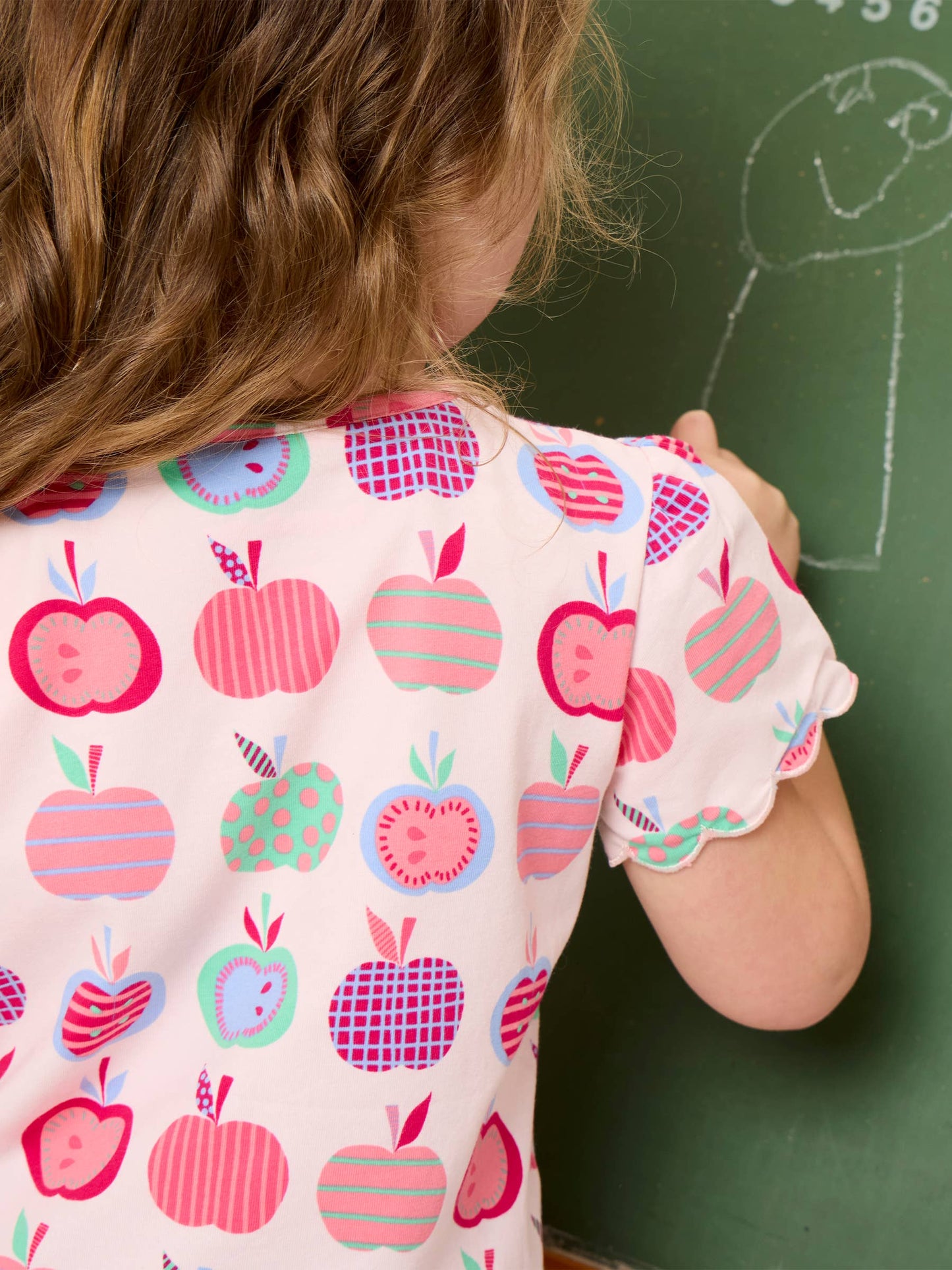 Apple Patch Knit Scallop Tee