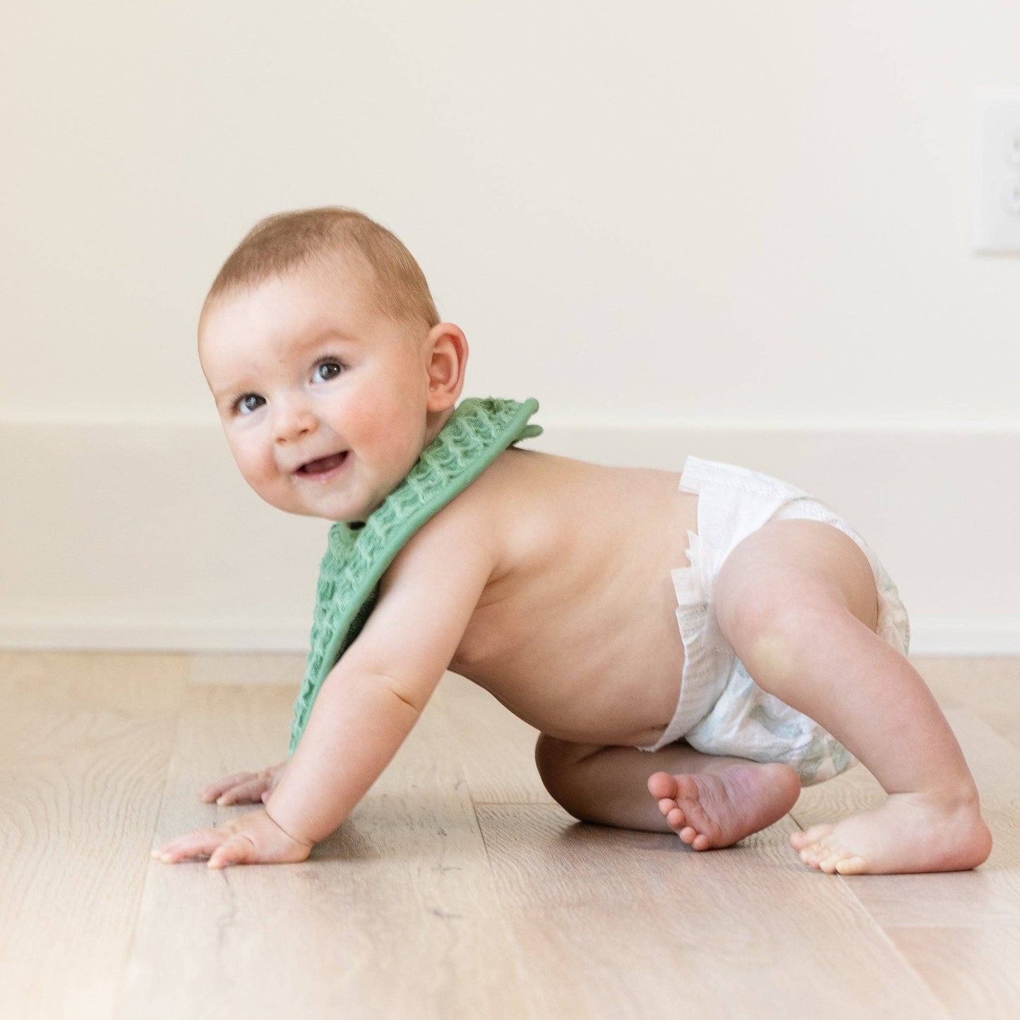 Reversible Bib/Burp Set Green