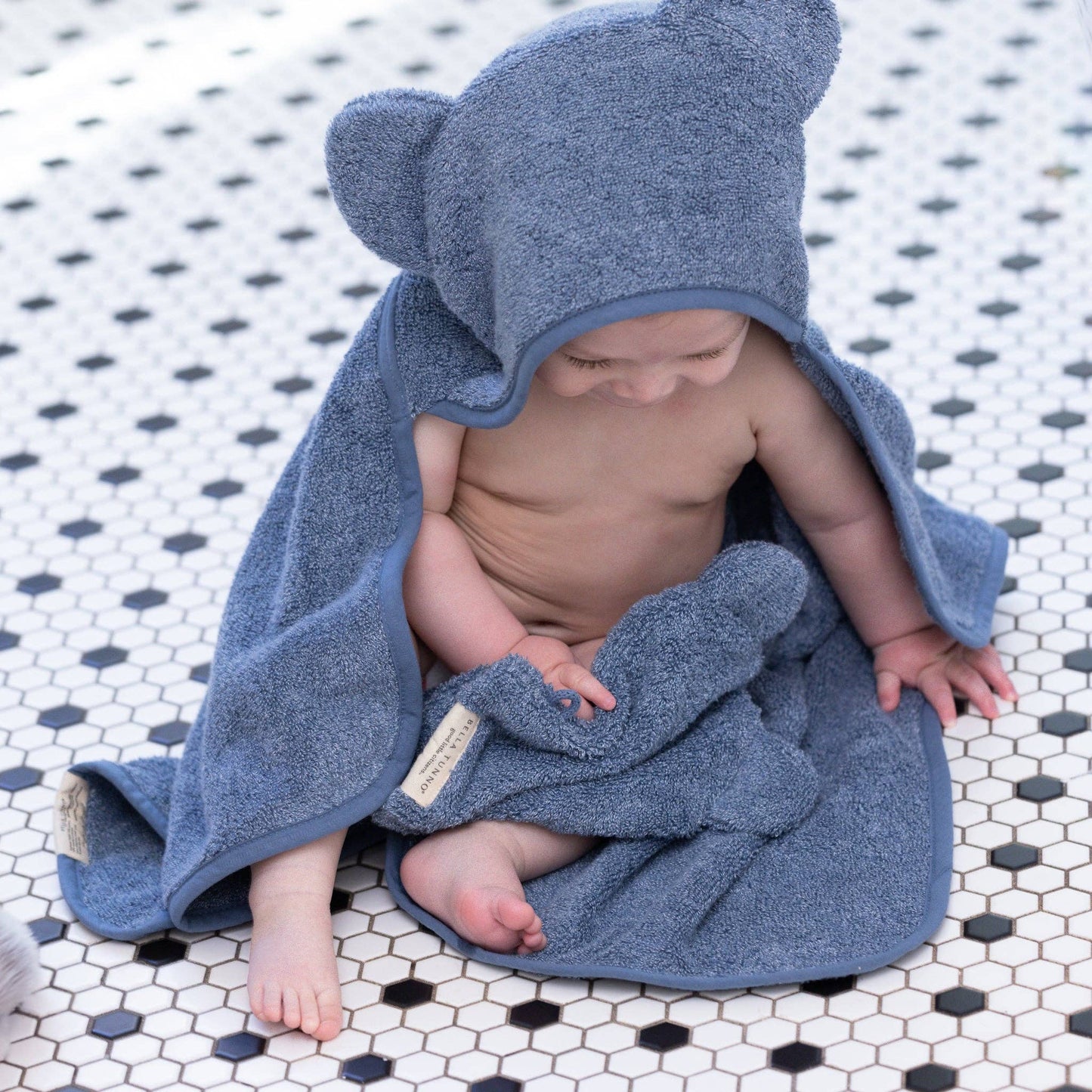 Hooded Towel/Wash Mitt Set Rain