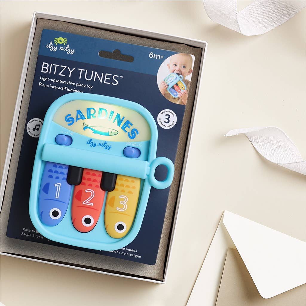 Bitzy Tunes™ Sardines Light-up  Toy